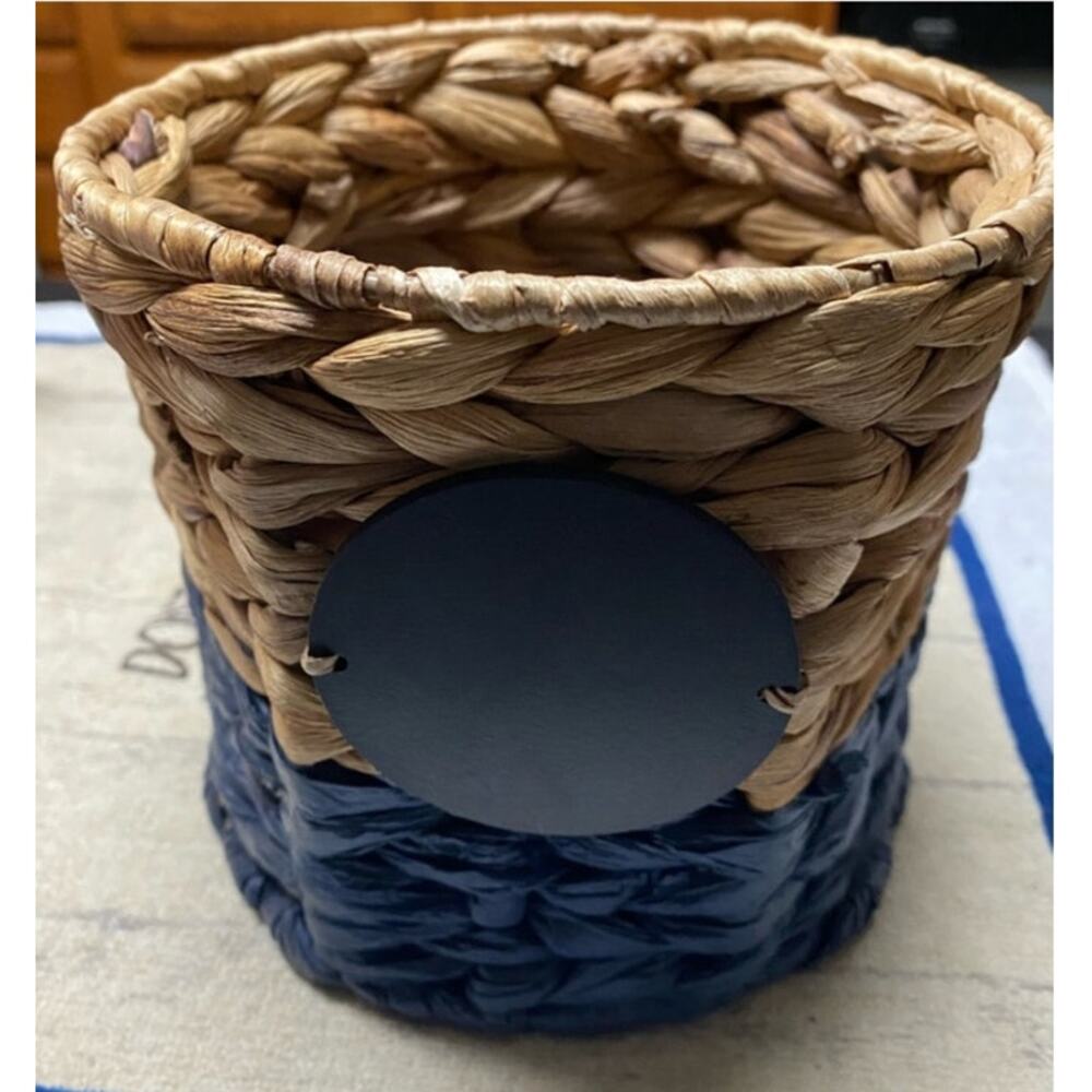 Thirty One Storage Basket 6” Tall Tan Blue Woven Wicker New Chalk Sign - Picture 2 of 6